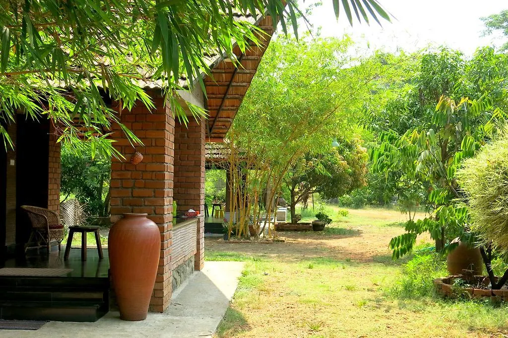 Clayfingers Art Cottage Thrissur Holiday home
